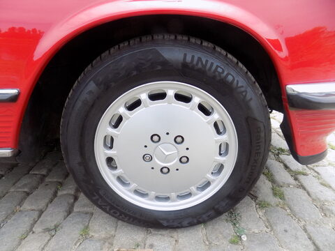 Mercedes-Benz SL Series 300 SL Sports 38
