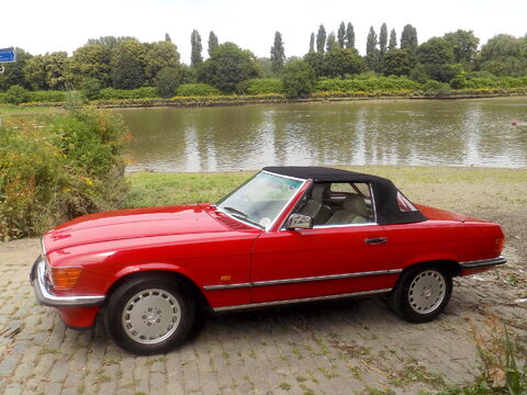 Mercedes-Benz SL Series 300 SL Sports 56