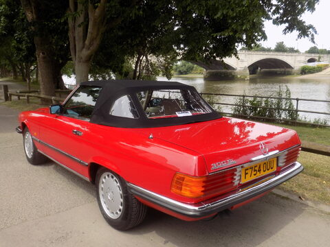 Mercedes-Benz SL Series 300 SL Sports 68
