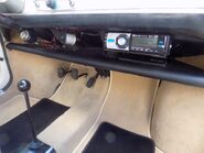 SEAT 600 E Saloon 17