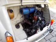 SEAT 600 E Saloon 24