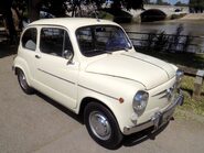 SEAT 600 E Saloon 51