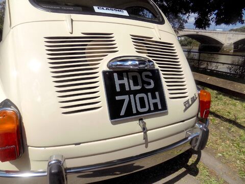 SEAT 600 E Saloon 2