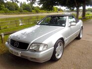 Mercedes-Benz SL Series SL320 4