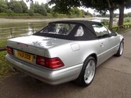 Mercedes-Benz SL Series SL320 9