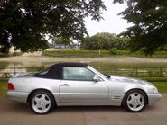 Mercedes-Benz SL Series SL320 12