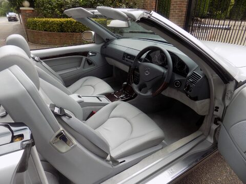 Mercedes-Benz SL Series SL320 16