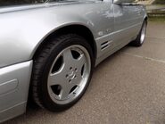 Mercedes-Benz SL Series SL320 22