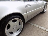 Mercedes-Benz SL Series SL320 27