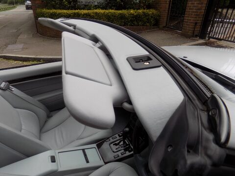 Mercedes-Benz SL Series SL320 35