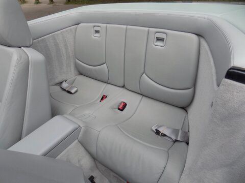 Mercedes-Benz SL Series SL320 39
