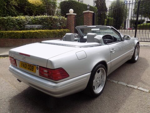 Mercedes-Benz SL Series SL320 42
