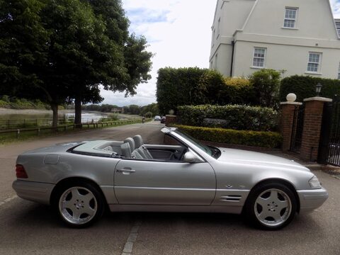 Mercedes-Benz SL Series SL320 48