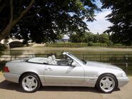 Mercedes-Benz SL Series SL320 56