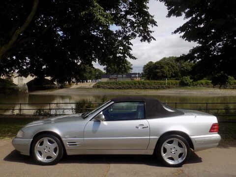 Mercedes-Benz SL Series SL320 73