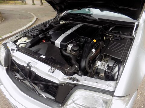 Mercedes-Benz SL Series SL320 69