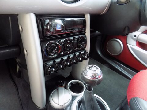 Mini Cooper 3 Door Hatchback 35