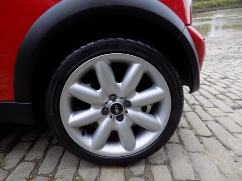 Mini Cooper 3 Door Hatchback 24