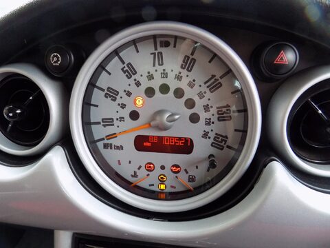 Mini Cooper 3 Door Hatchback 12