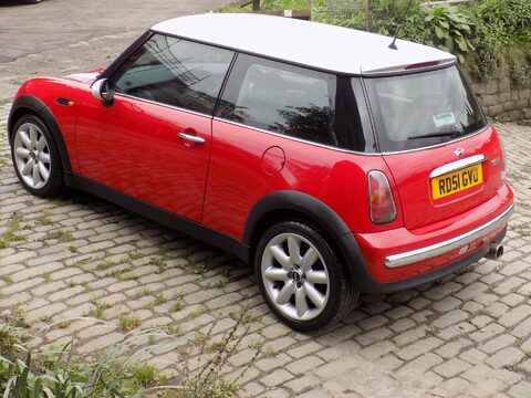 Mini Cooper 3 Door Hatchback 41
