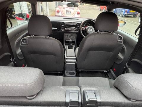 Volkswagen Beetle 1.2 TSI 10
