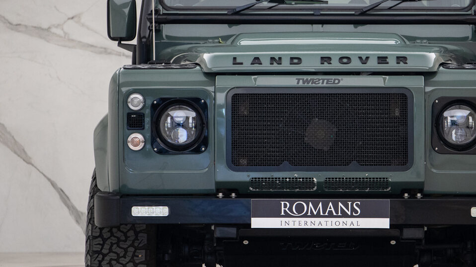 Used Land Rover Cars for sale in Surrey UK | Romans International