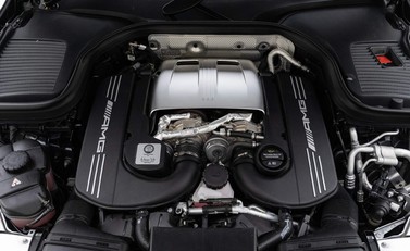Mercedes-Benz GLC 4.0 GLC63 V8 BiTurbo AMG S Edition 1 SpdS MCT 4MATIC+ Euro 6 (s/s) 5dr 30
