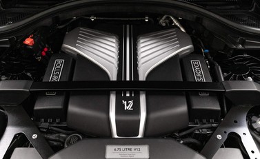 Rolls-Royce Cullinan V12 29
