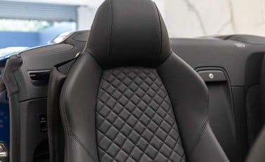 Audi R8 V10 Performance Carbon Black Spyder 14