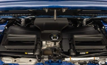 Audi R8 V10 Performance Carbon Black Spyder 32