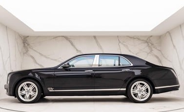 Bentley Mulsanne V8 3