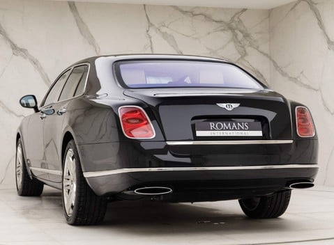Bentley Mulsanne V8 4