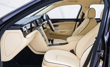Bentley Mulsanne V8 10