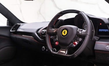 Ferrari 488 GTB 5