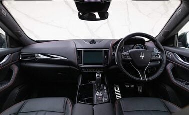 Maserati Levante V6 GRANSPORT 12