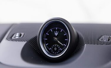 Maserati Levante V6 GRANSPORT 16