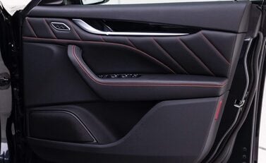 Maserati Levante V6 GRANSPORT 17