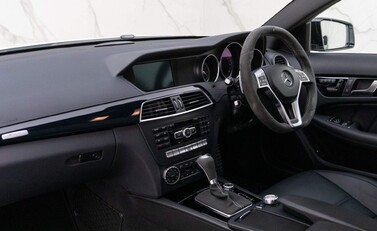 Mercedes-Benz C Class C63 AMG Edition 10