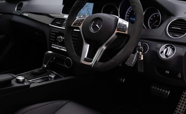 Mercedes-Benz C Class C63 AMG Edition 11