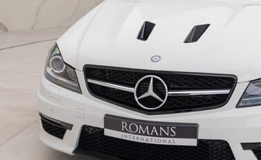 Mercedes-Benz C Class C63 AMG Edition 25