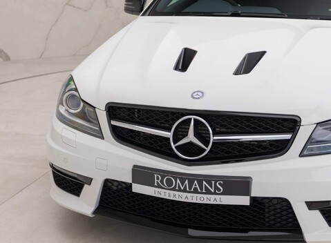 Mercedes-Benz C Class C63 AMG Edition 25