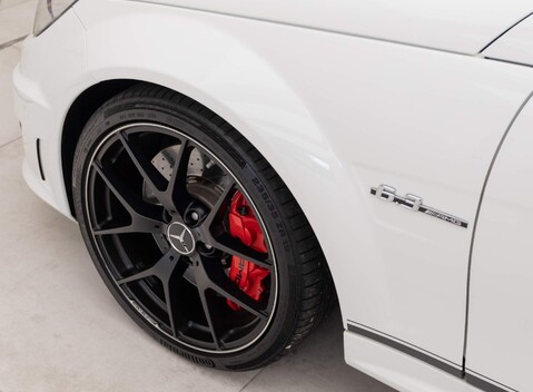 Mercedes-Benz C Class C63 AMG Edition 28