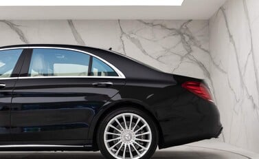 Mercedes-Benz S Class AMG S 65 L 33