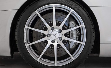 Mercedes-Benz SLS 6.2 63 V8 AMG 2dr 15