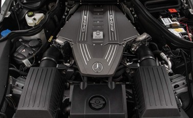 Mercedes-Benz SLS 6.2 63 V8 AMG 2dr 25