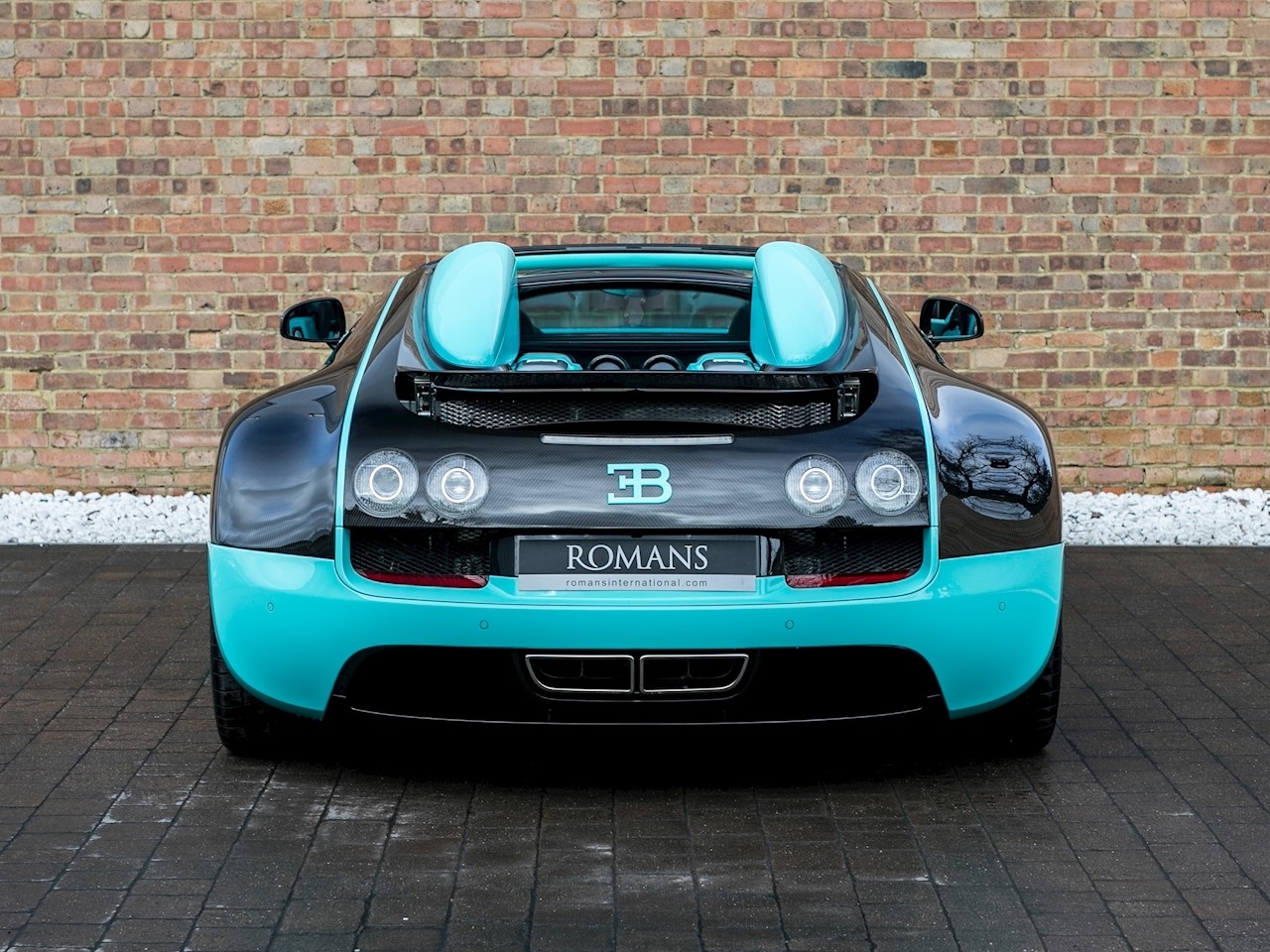 Used Bugatti Veyron Grand Sport Vitesse for sale | Tiffany Blue