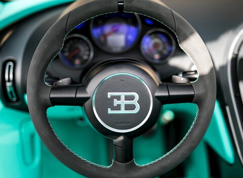 Bugatti Veyron Grand Sport Vitesse 25