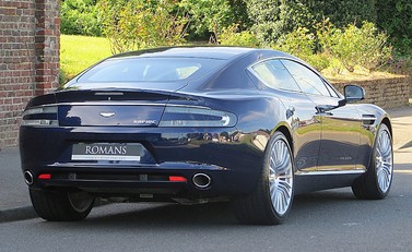 Aston Martin Rapide 10