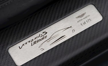 Aston Martin Vanquish S Ultimate 21
