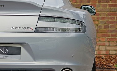 Aston Martin Rapide S 12